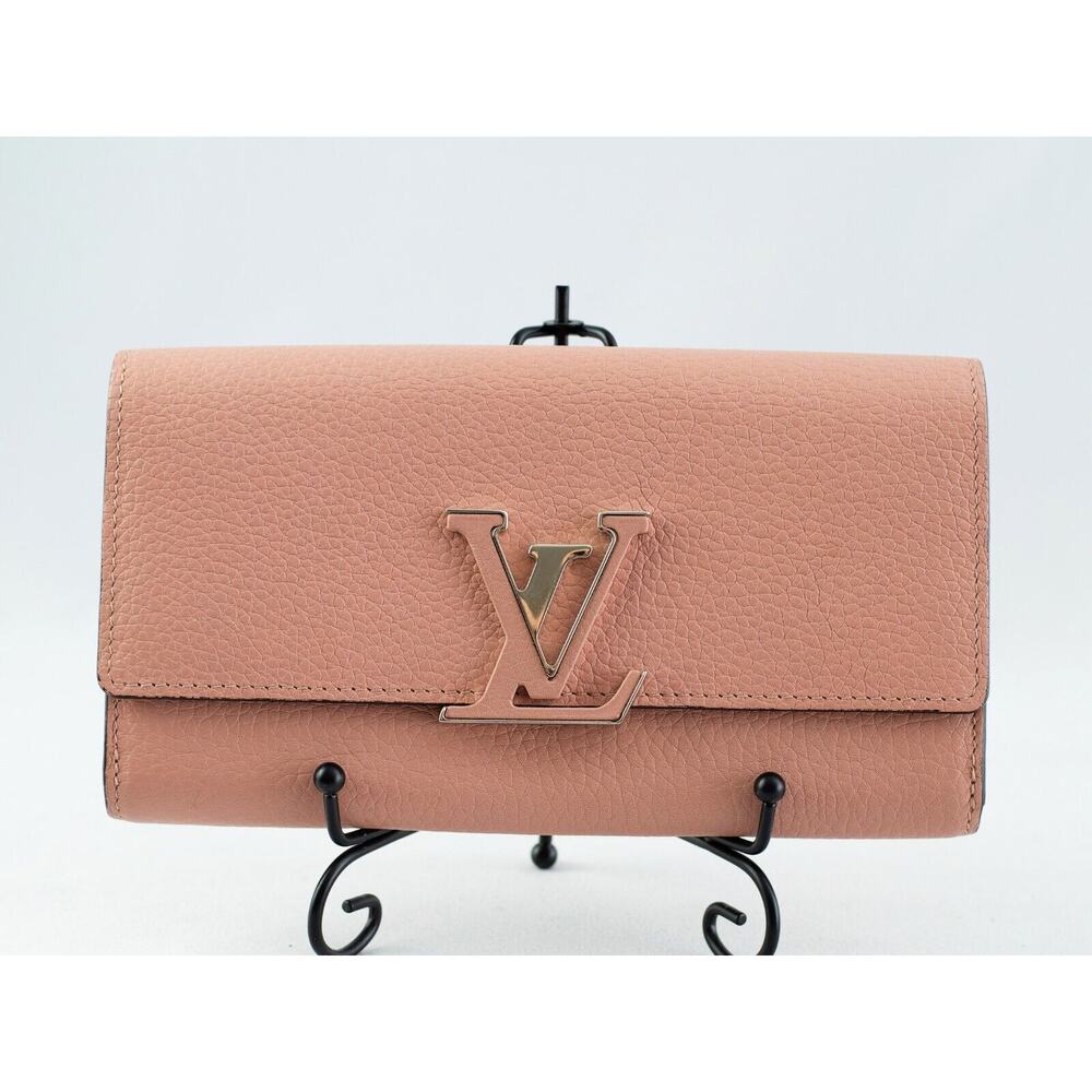 Louis Vuitton Capucines Wallet Pink Calfskin Leather  MI2177